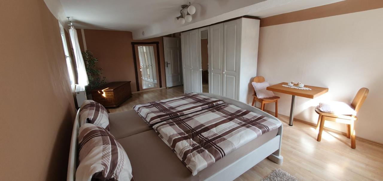 Ferienwohnung Ferienhaus zur Altlayer Post Exterior foto